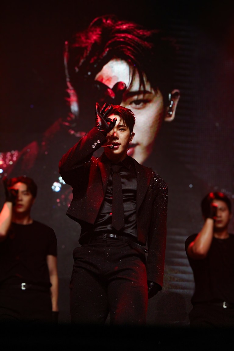@leane.ctrl - Wonho in Paris 2025 - Bataclan